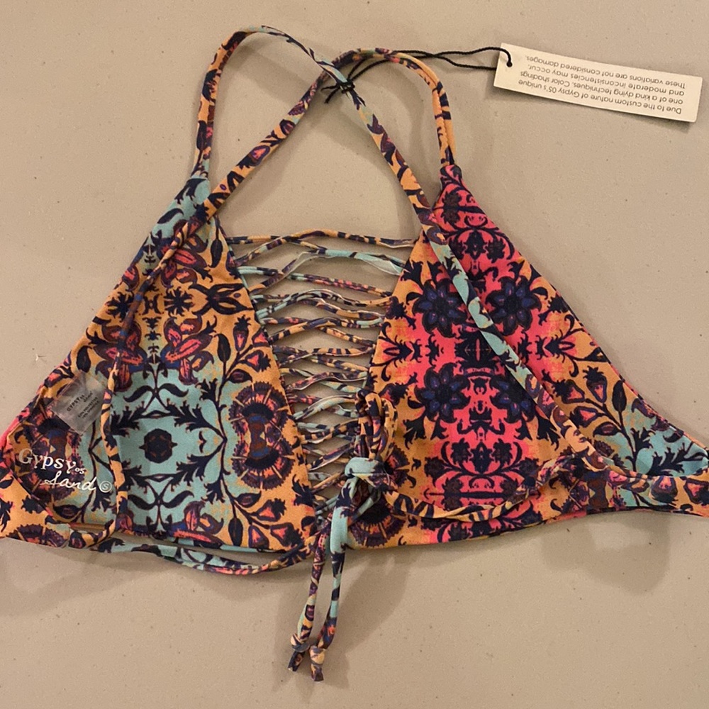 Gypsy 05 Swim Top - Picture 5 of 9
